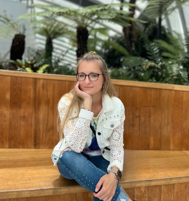 therapy for women-karolina lazarov bryn mawr pa